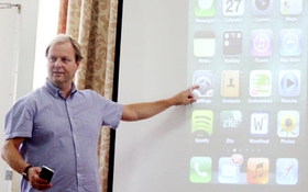 Bộ Thông tin và Truyền thông – Đại sứ quán Thụy Điển tại Việt Nam: Đào tạo kỹ năng làm báo trên điện thoại di động thông minh