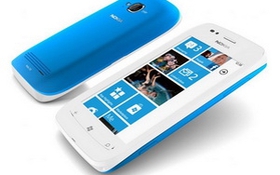 Nokia dùng Windows Phone giá rẻ để “đấu” Android
