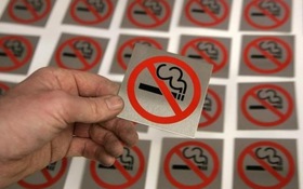 Who kêu gọi các Chính phủ thực hiện các biện pháp mạnh mẽ để kiểm soát thuốc lá