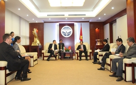Bộ trưởng Trương Minh Tuấn làm việc song phương với Bộ trưởng Phát triển quốc gia Hungary