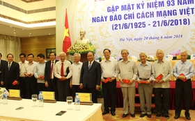 Thủ tướng Nguyễn Xuân Phúc gặp mặt kỷ niệm 93 năm Ngày Báo chí Cách mạng Việt Nam