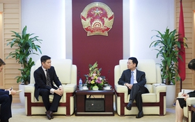 Bộ trưởng Nguyễn Mạnh Hùng tiếp Giám đốc điều hành Netflix khu vực châu Á Thái Bình Dương