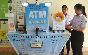 Nữ sinh chế tạo ATM '4 trong 1’ dùng năng lượng mặt trời