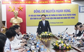 Bộ trưởng Bộ TT&TT Nguyễn Mạnh Hùng: "Chuyển đổi số đại học là tập trung vào thay đổi mô hình đào tạo thông qua việc áp dụng công nghệ số"