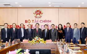 Phát biểu của Bộ trưởng Nguyễn Mạnh Hùng tại Lễ ký kết thỏa thuận phối hợp công tác giữa Bộ TT&TT với Bộ Tài chính