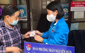 Bắc Giang: Ra quân cao điểm cài đặt, phát mã QR cho người dân