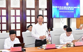 Đoàn công tác Bộ Thông tin và Truyền thông làm việc với tỉnh Thừa Thiên Huế về chuyển đổi số