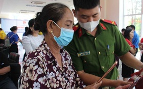 TP Hồ Chí Minh: Tổ chức hướng dẫn người dân giải quyết thủ tục hành chính trên không gian số