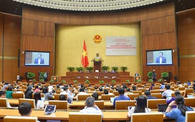 Quốc hội thảo luận về dự án Luật Giao dịch điện tử