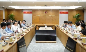 Bộ KH&CN làm việc với Bộ Tài chính tháo gỡ điểm nghẽn triển khai Nghị quyết 57-NQ/TW