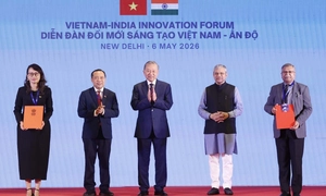 Lễ trao các văn kiện hợp tác Việt Nam - Ấn Độ trong lĩnh vực KH&CN