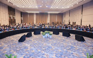 Phát triển AI lấy con người làm trung tâm, thúc đẩy hợp tác quốc tế