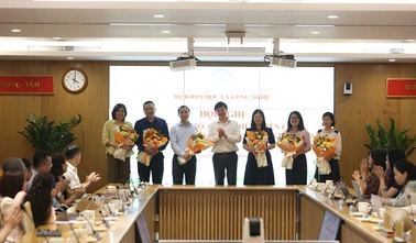 Thứ trưởng Bùi Hoàng Phương:  Chuyển mạnh cách làm: từ “ban hành” sang “đồng hành thực thi”