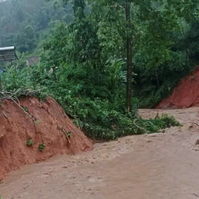Tập trung khắc phục hậu quả bão số 5 và ứng phó mưa lũ sau bão
