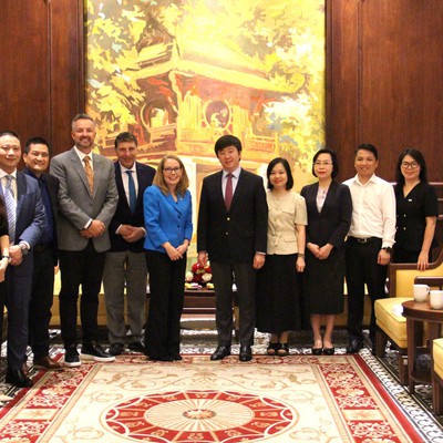 Intel Expands Cooperation in Semiconductor Industry Development in Viet Nam
