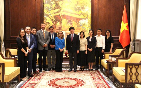 Intel Expands Cooperation in Semiconductor Industry Development in Viet Nam