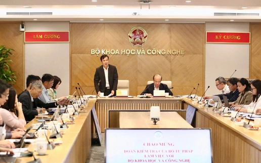 Đoàn kiểm tra liên ngành của Bộ Tư pháp làm việc với Bộ Khoa học và Công nghệ