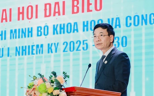 "Hãy để tuổi trẻ của chúng ta để lại dấu ấn, để khi nhìn lại mỗi người đều có thể tự hào"