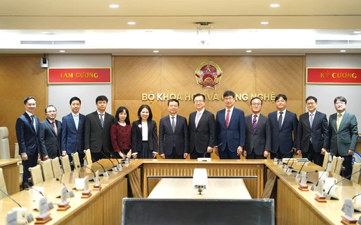 Samsung khẳng định cam kết lâu dài tại Việt Nam: Mở rộng đào tạo, tăng liên kết chuỗi cung ứng