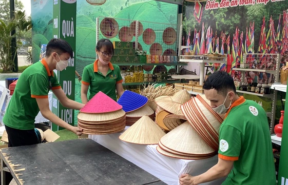 Phú Thọ: OCOP, Cầu nối nông sản với du lịch, thúc đẩy chuyển đổi số và nâng cao thu nhập cho người dân