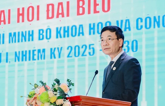 "Hãy để tuổi trẻ của chúng ta để lại dấu ấn, để khi nhìn lại mỗi người đều có thể tự hào"