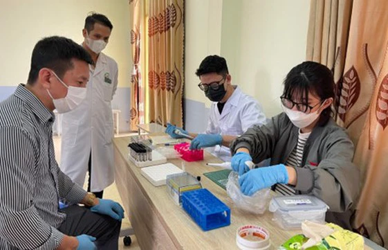 Phát triển que thử LFIA theo dõi tái phát và điều trị ung thư