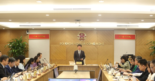 Bộ trưởng Nguyễn Mạnh Hùng: Cần một tổng công trình sư về thể chế cho chuyển đổi số quốc gia