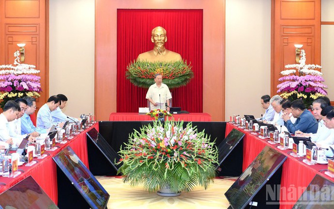 Thông báo Kết luận của Tổng Bí thư Tô Lâm tại Hội nghị sơ kết tình hình triển khai thực hiện Nghị quyết số 57-NQ/TW của Bộ Chính trị