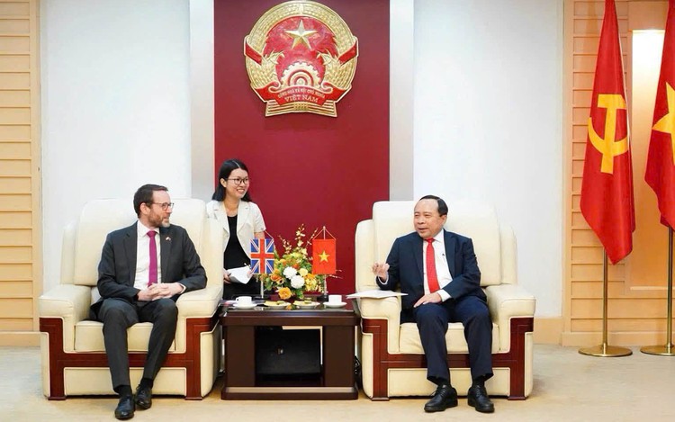 Vương quốc Anh tài trợ 66,6 triệu bảng Anh cho Việt Nam thông qua Quỹ Đối tác Khoa học Quốc tế giai đoạn 2
