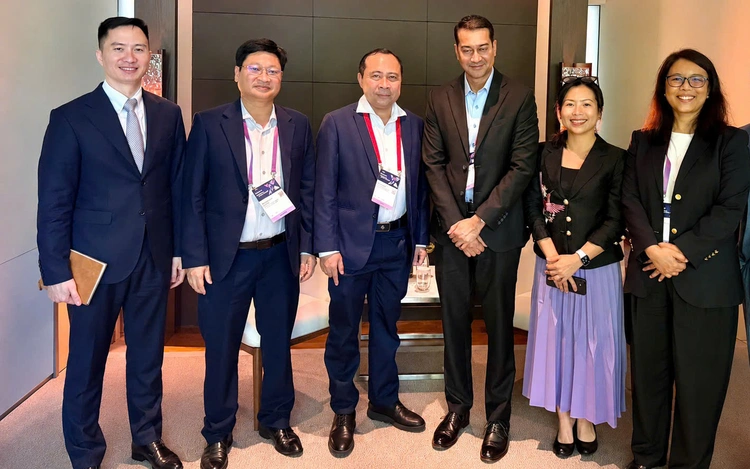 Bộ trưởng Vũ Hải Quân đề nghị SAP mở rộng đầu tư AI và đào tạo nhân lực công nghệ tại Việt Nam