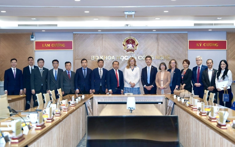 Viet Nam proposes four priorities for science and technology cooperation with EU