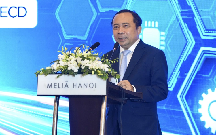 Cần chuyển đổi mô hình tăng trưởng dựa trên tri thức, nhân tài và năng lực làm chủ công nghệ chiến lược