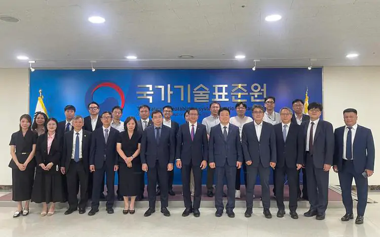 Enhancing cooperation in standards, metrology, and quality