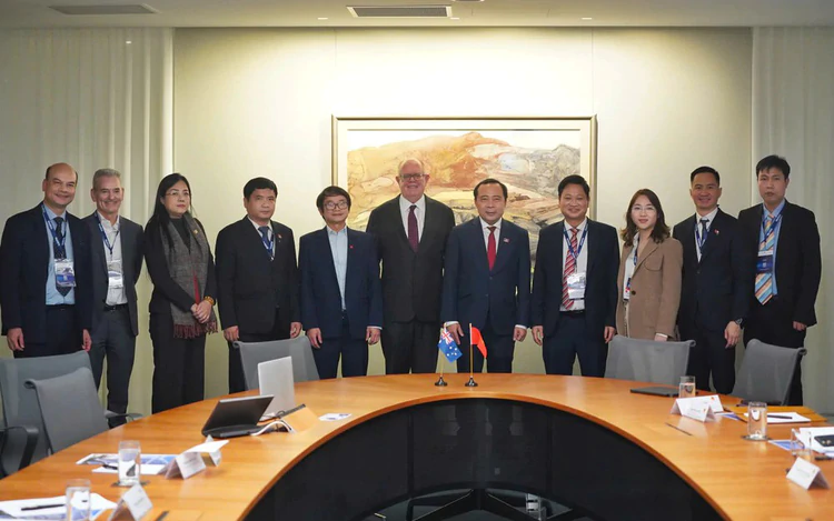 Promoting strategic cooperation in science, technology, and innovation between Viet Nam and Australia