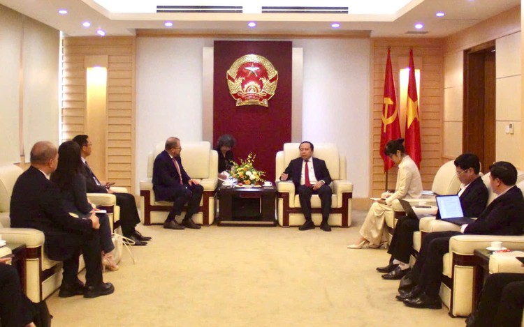 Qualcomm proposes AI and semiconductor partnership with Viet Nam