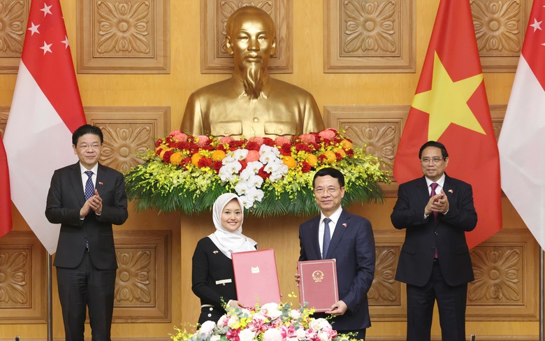 Việt Nam, Singapore trao đổi nhiều văn kiện hợp tác quan trọng