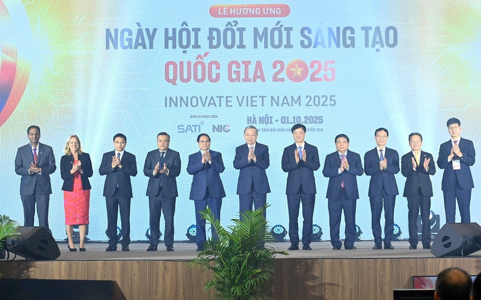 Điểm tin Khoa học và Công nghệ tháng 10