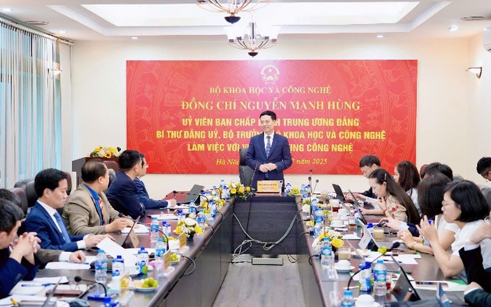 Tạo đột phá mạnh mẽ phát triển khoa học, công nghệ và đổi mới sáng tạo